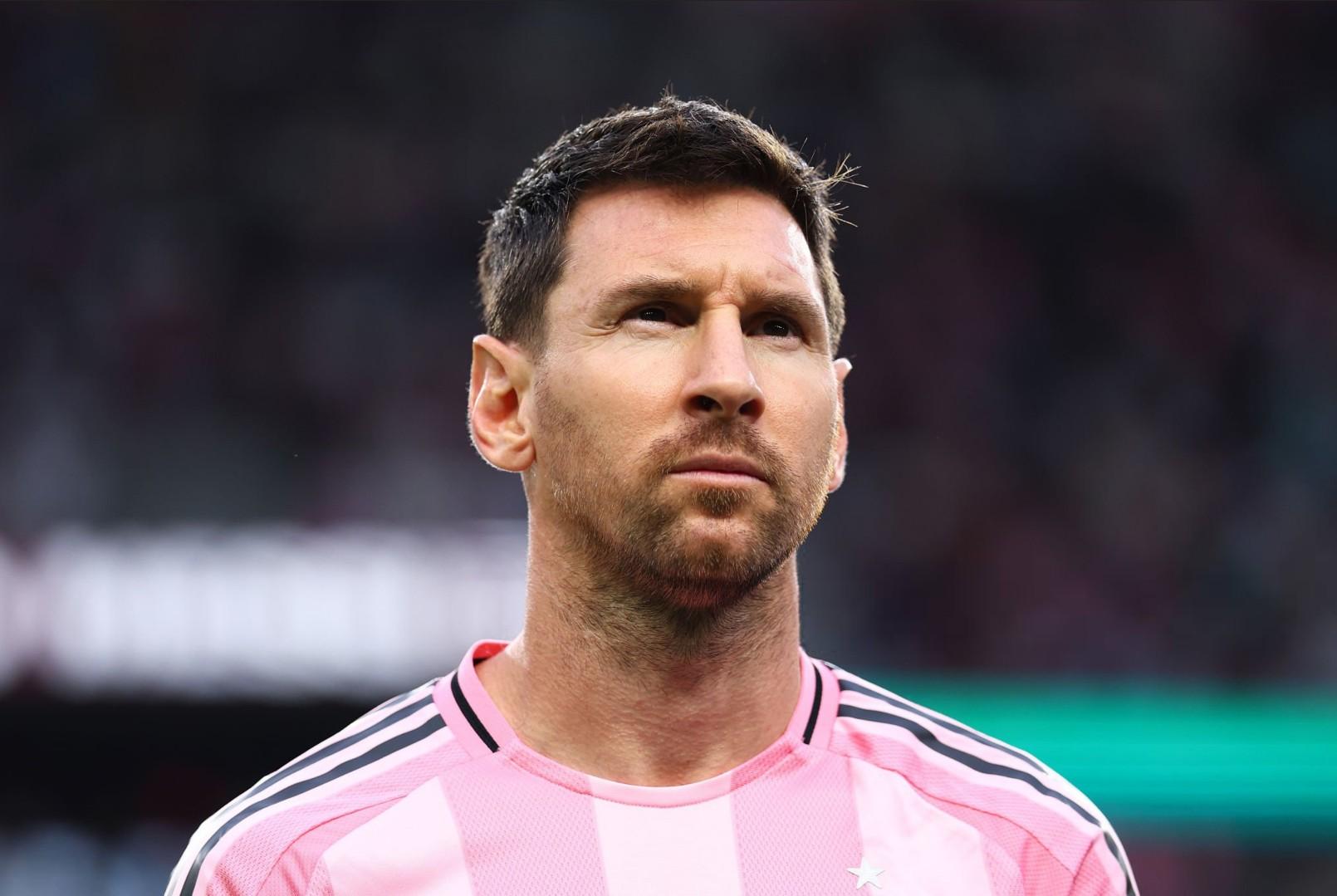 Messi nghỉ thi đấu vô thời hạn