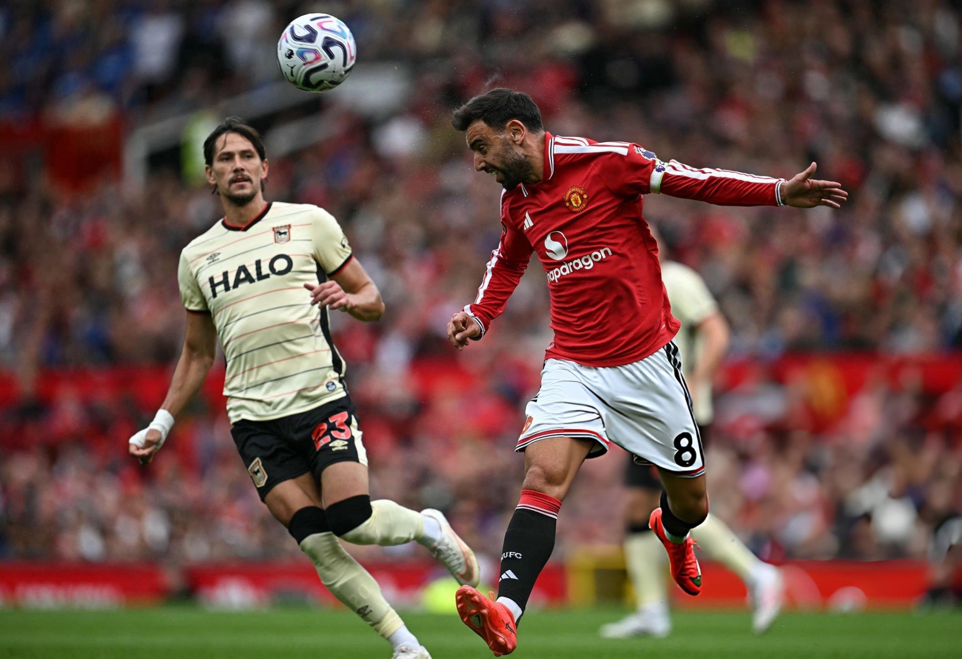 Trực tiếp MU 1-1 Ipswich: Khó khăn tại Old Trafford