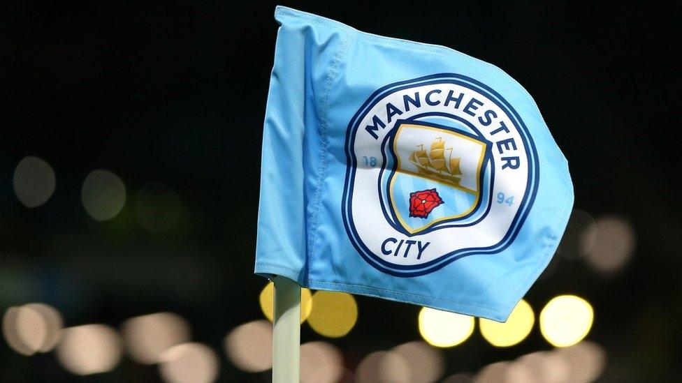 CHÍNH THỨC: Ngoại hạng Anh buộc tội Man City gian lận