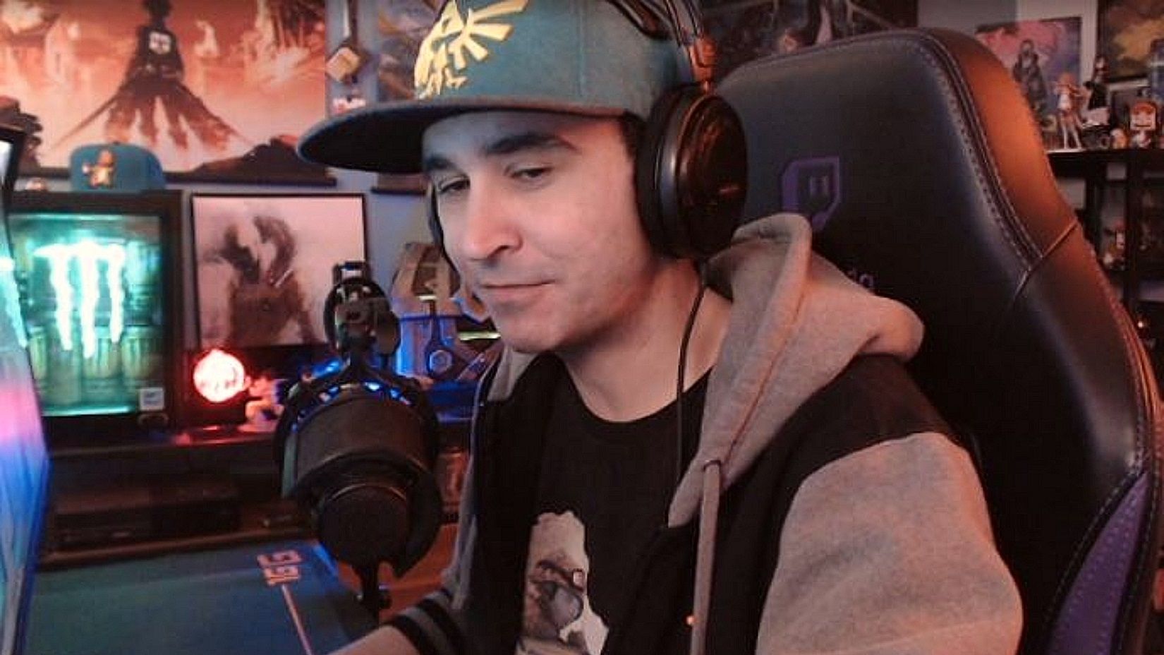 Streamer người Mỹ Summit1g được tặng một trong những con dao đắt nhất ...