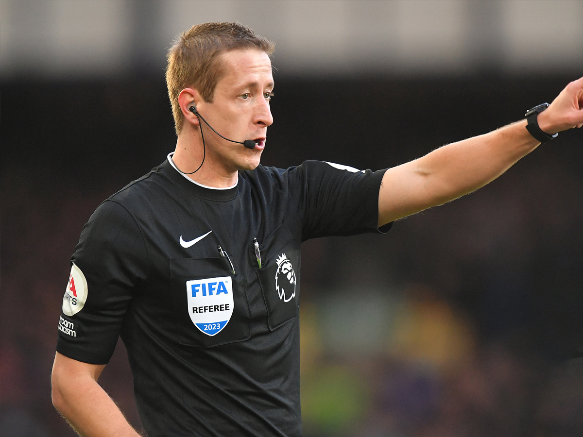 John Brooks là trọng tài nổi tiếng tại Anh.