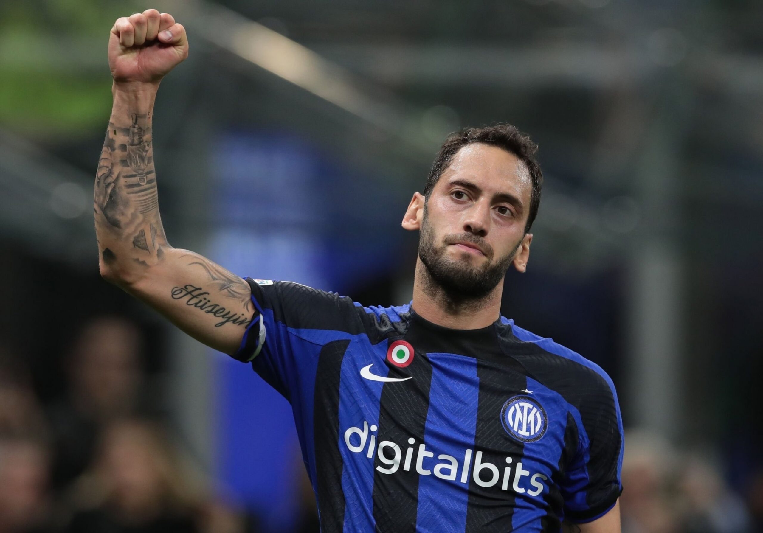 Inter nhận tin dữ: Hakan Calhanoglu lại chấn thương khi lên tuyển