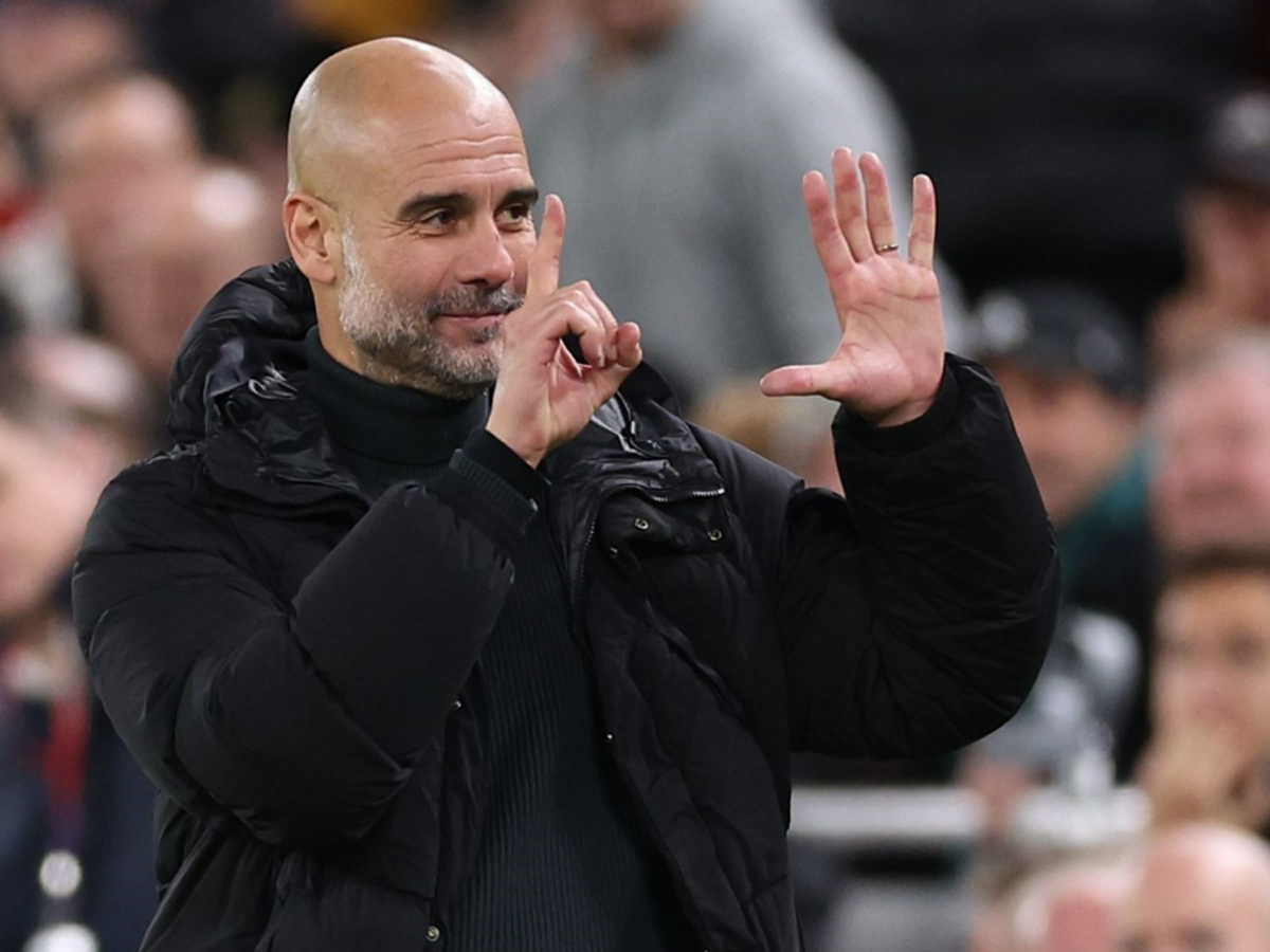 Guardiola đếm cúp để chuyển giao cho Liverpool?