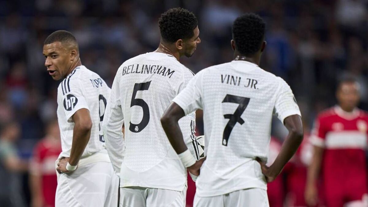 Kylian Mbappe kể tên 5 cầu thủ hay nhất từng là đồng đội: Không có Vini Jr  và Bellingham?