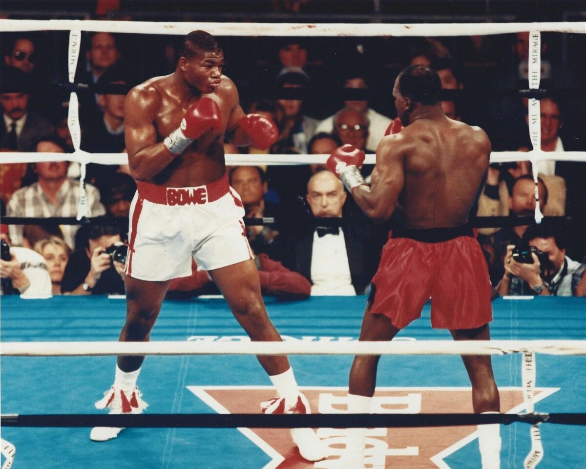 Kinh điển hạng nặng thế kỷ trước: Riddick Bowe vs. Evander Holyfield 406421