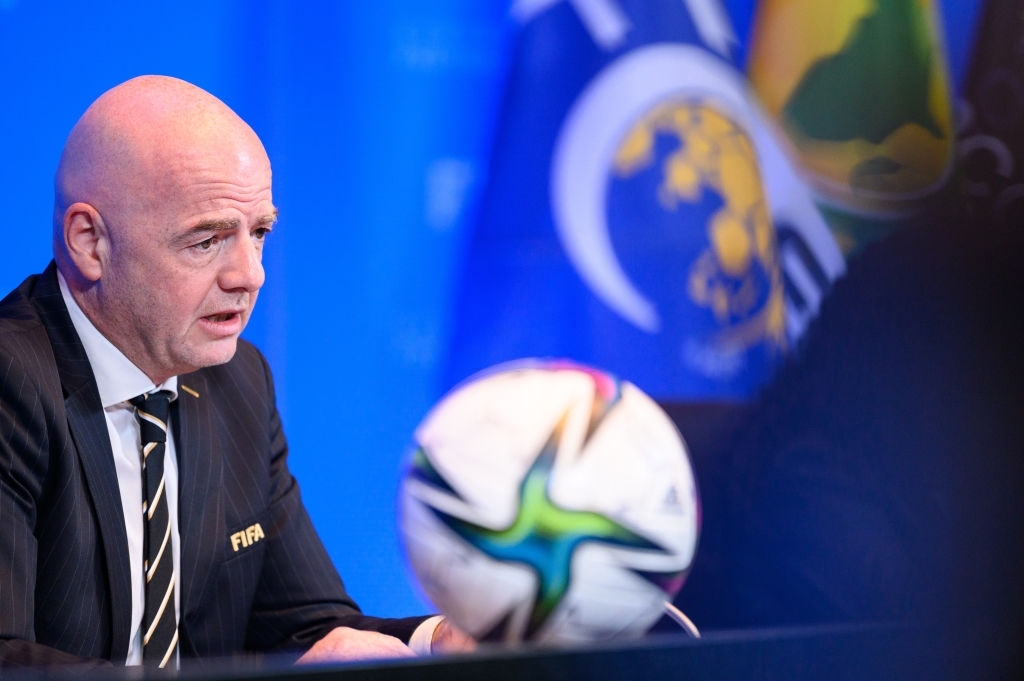 NÓNG: FIFA điều tra bán độ, đá lại trận vòng loại World Cup 2022?