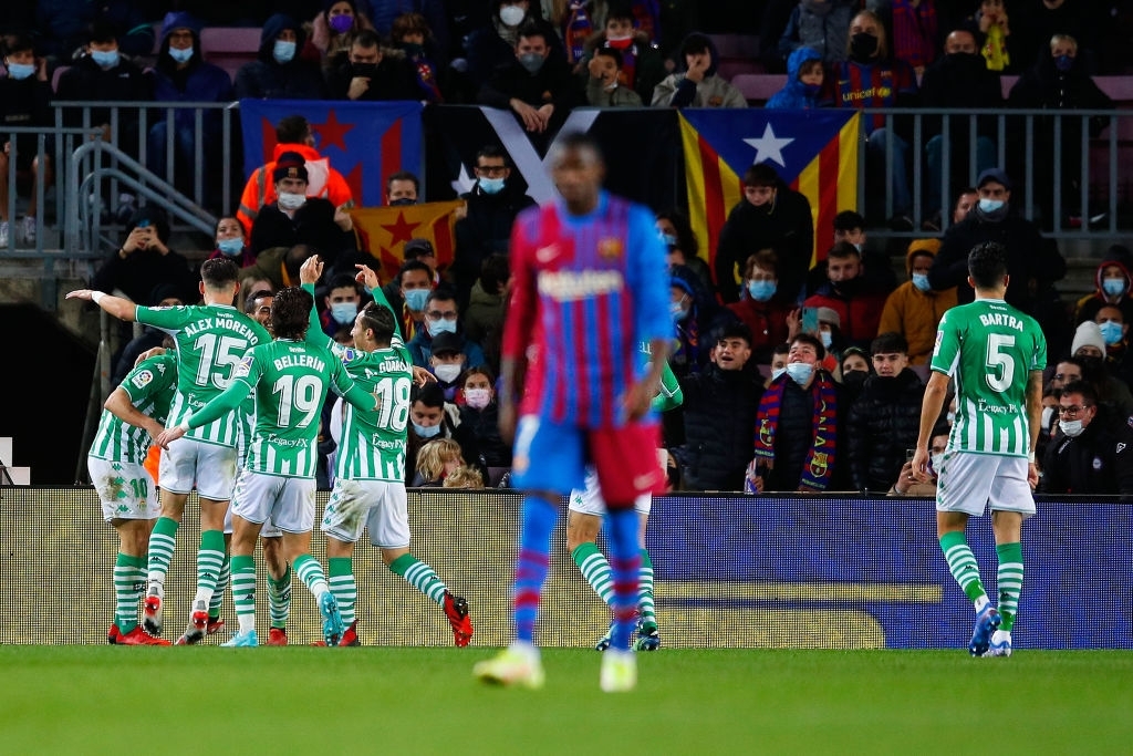 Kết quả Barca vs Real Betis: Trái đắng đầu tiên của Xavi | La Liga
