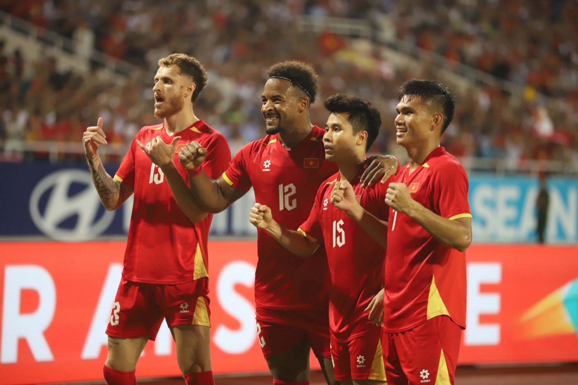 ĐT Việt Nam xóa ký ức ám ảnh trước Malaysia sau 16 năm