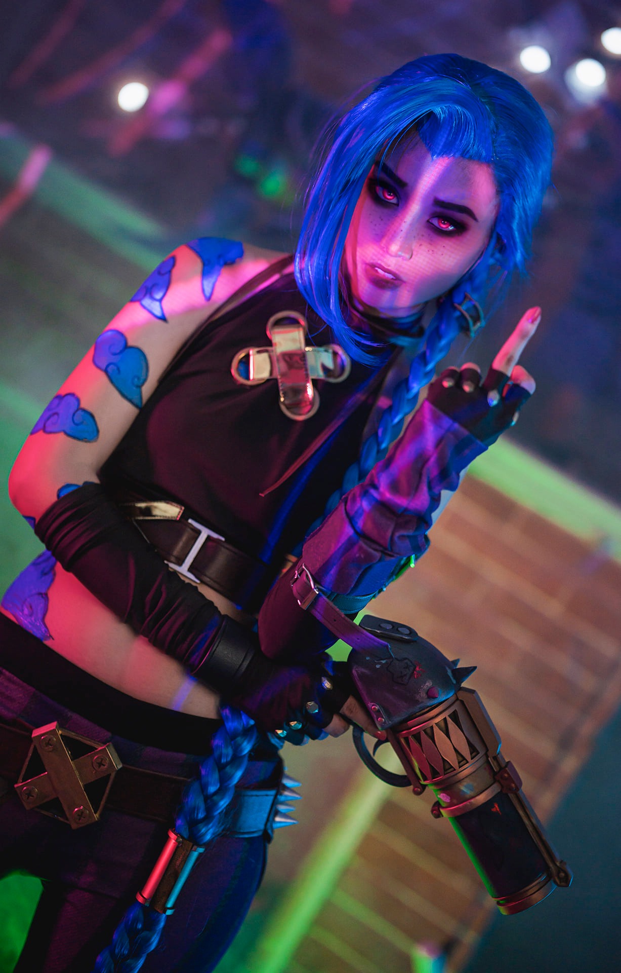 LMHT: Ngắm bộ ảnh cosplay Jinx theo phong cách u tối 111432