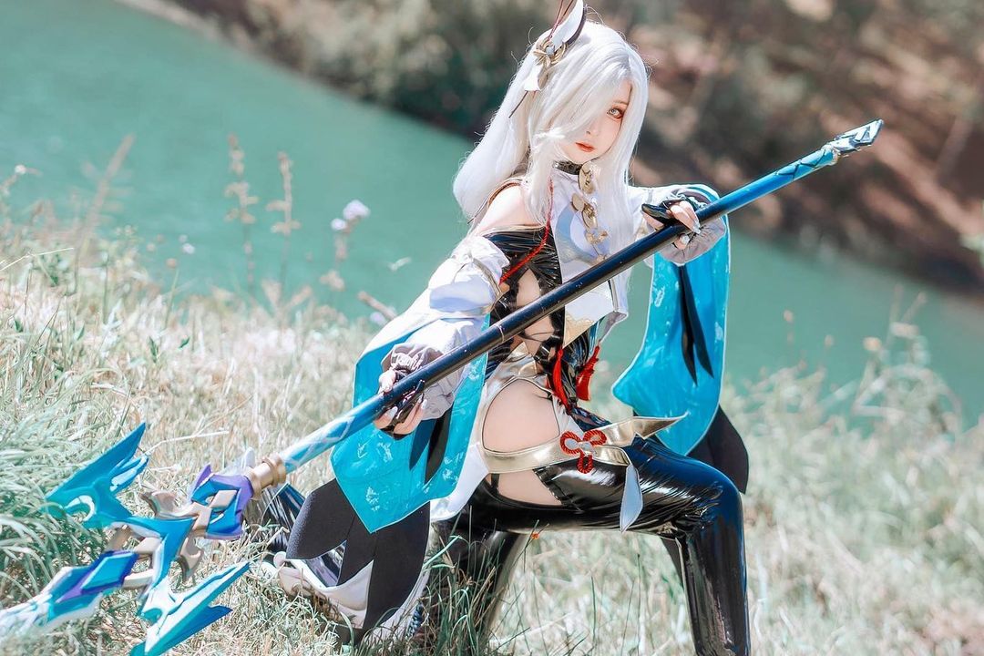 Ngắm màn cosplay Shenhe trong Genshin Impact tới từ coser Sayo Momo 131260