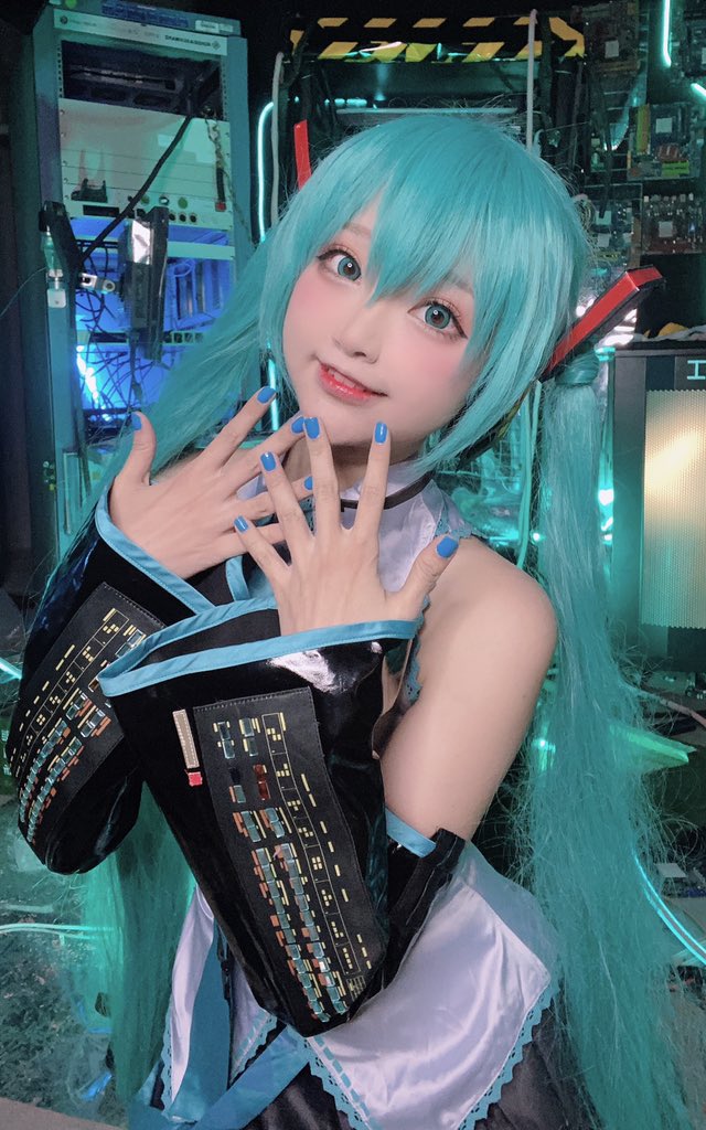 seeu cosplay vuong gia vinh dieu 5