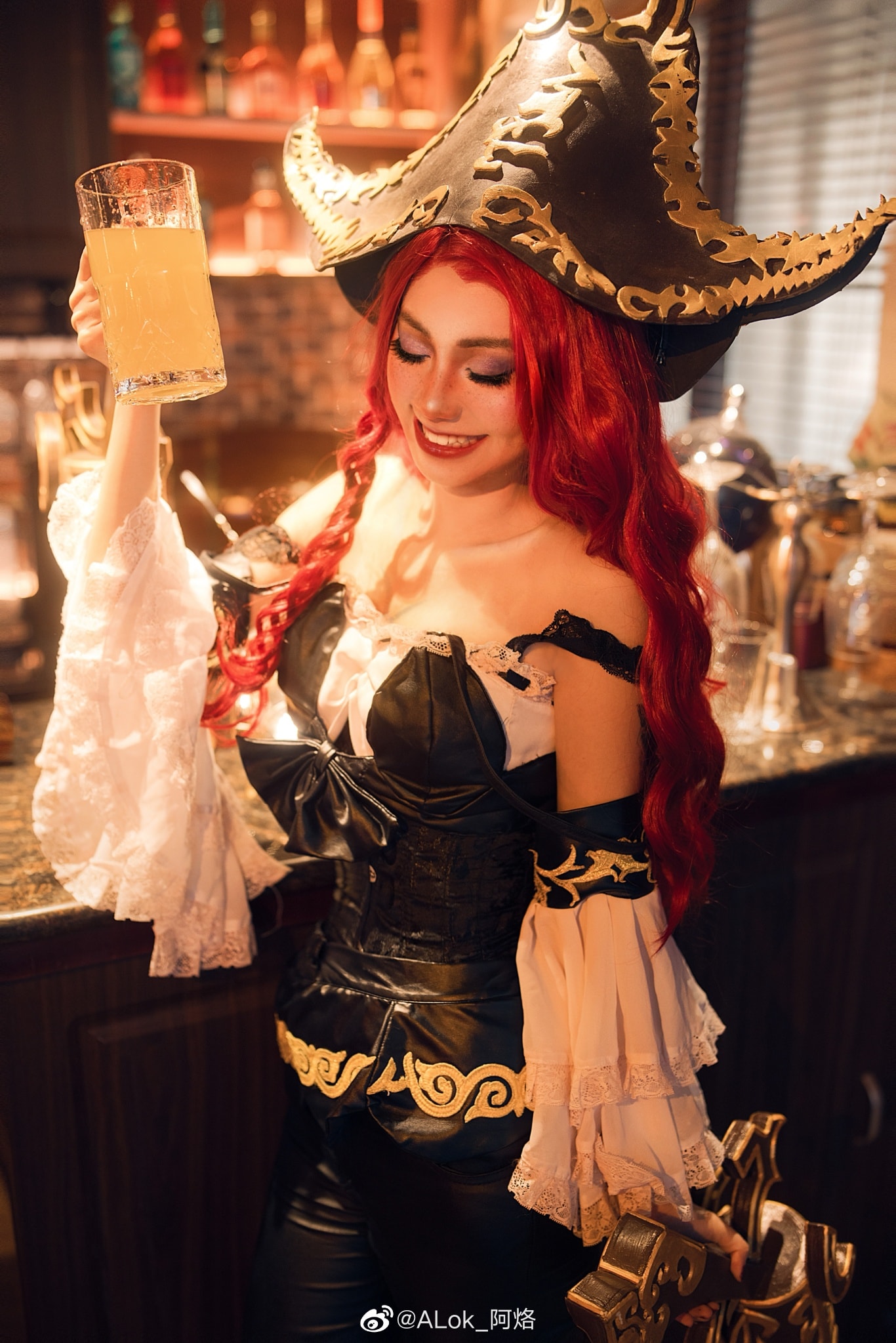 LMHT: Cosplay Miss Fortune xinh lung linh 180445