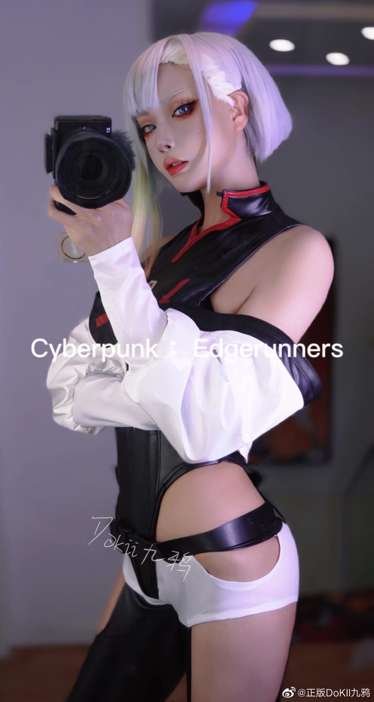 Hàng loạt mỹ nữ rủ nhau cosplay cô nàng Lucy trong Cyberpunk: Edrunners 212285