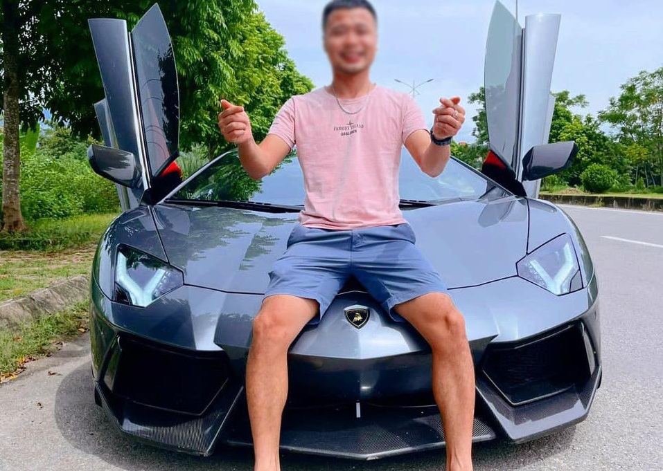 Lamborghini Aventador biển 'tứ quý' 9 về tay đại gia lan đột biến Hòa Bình