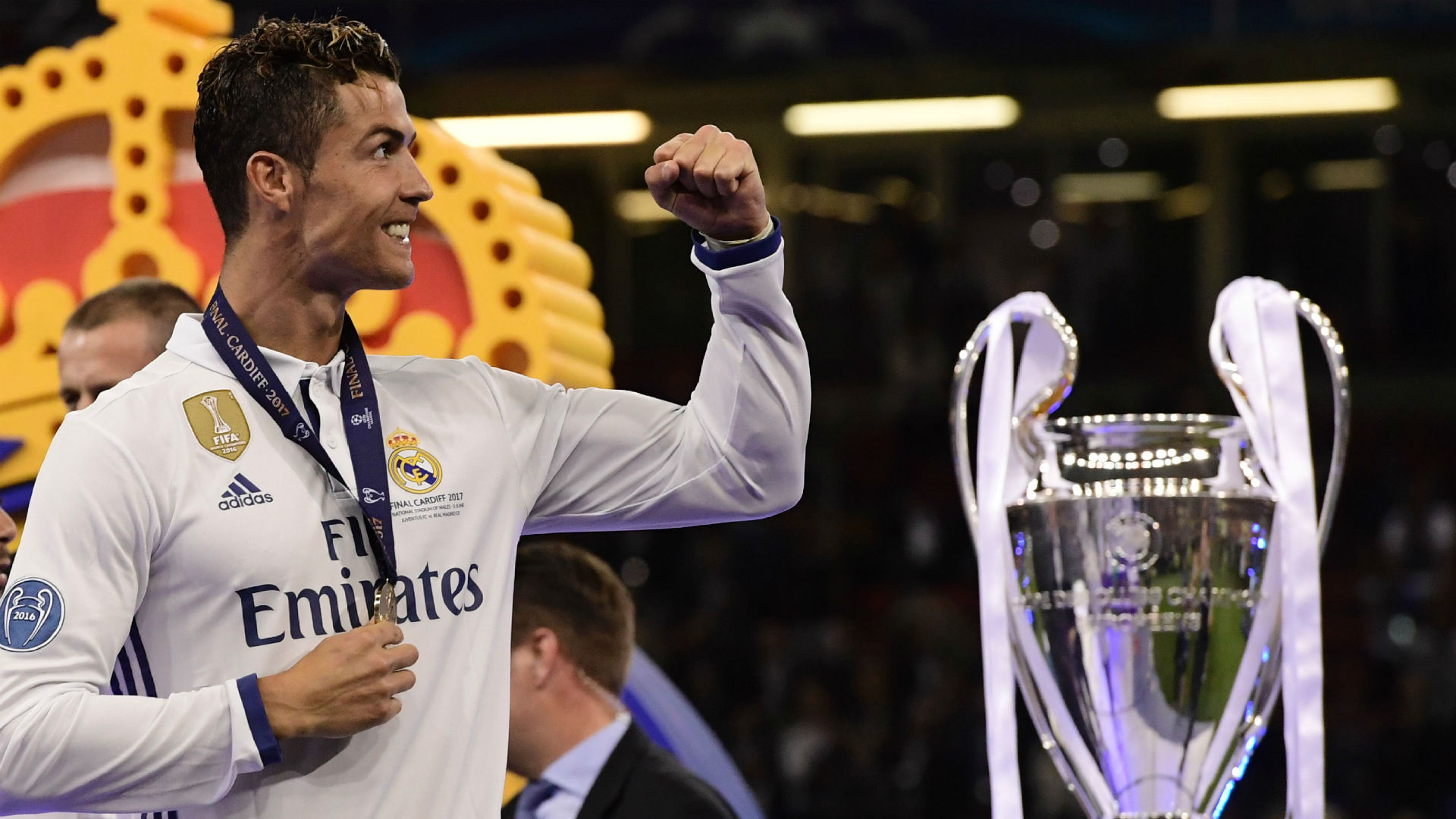 Ronaldo nhận 'một gáo nước lạnh' bởi chính người đàn anh tại MU 169474