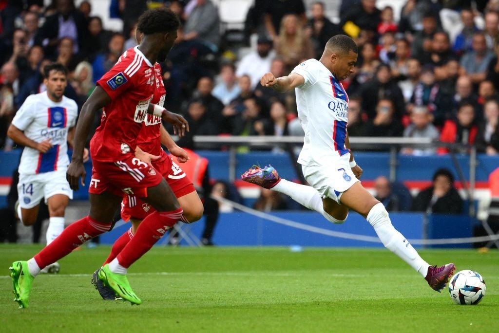 Trực tiếp PSG 1-0 Brest: Messi kiến tạo, Neymar tỏa sáng! 185314