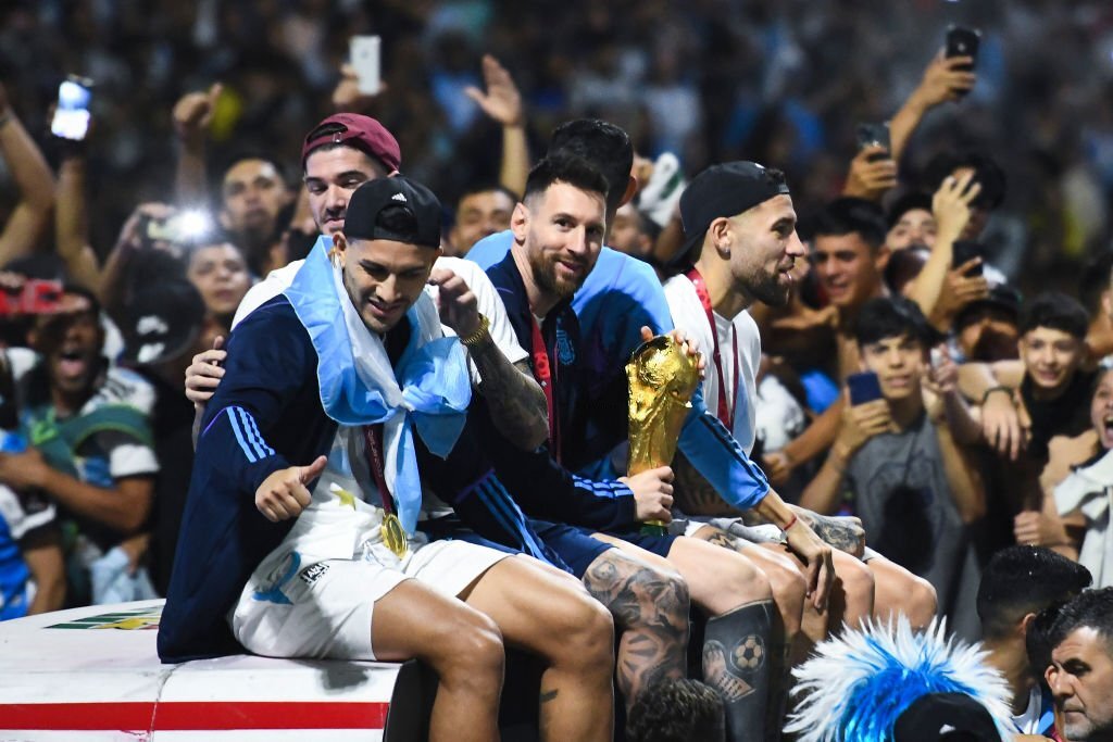 Messi tuyên bố đầy xúc động trước hàng triệu người dân Argentina 234056