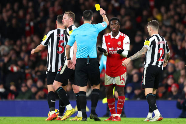 Trực tiếp Arsenal 0-0 Newcastle: Tranh chấp quyết liệt 239002