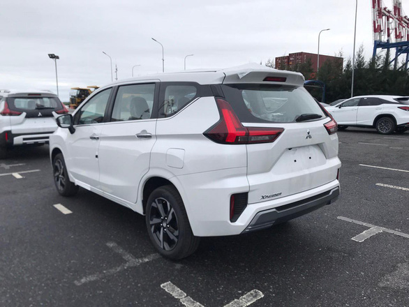 mitsubishi-xpander-2022-2