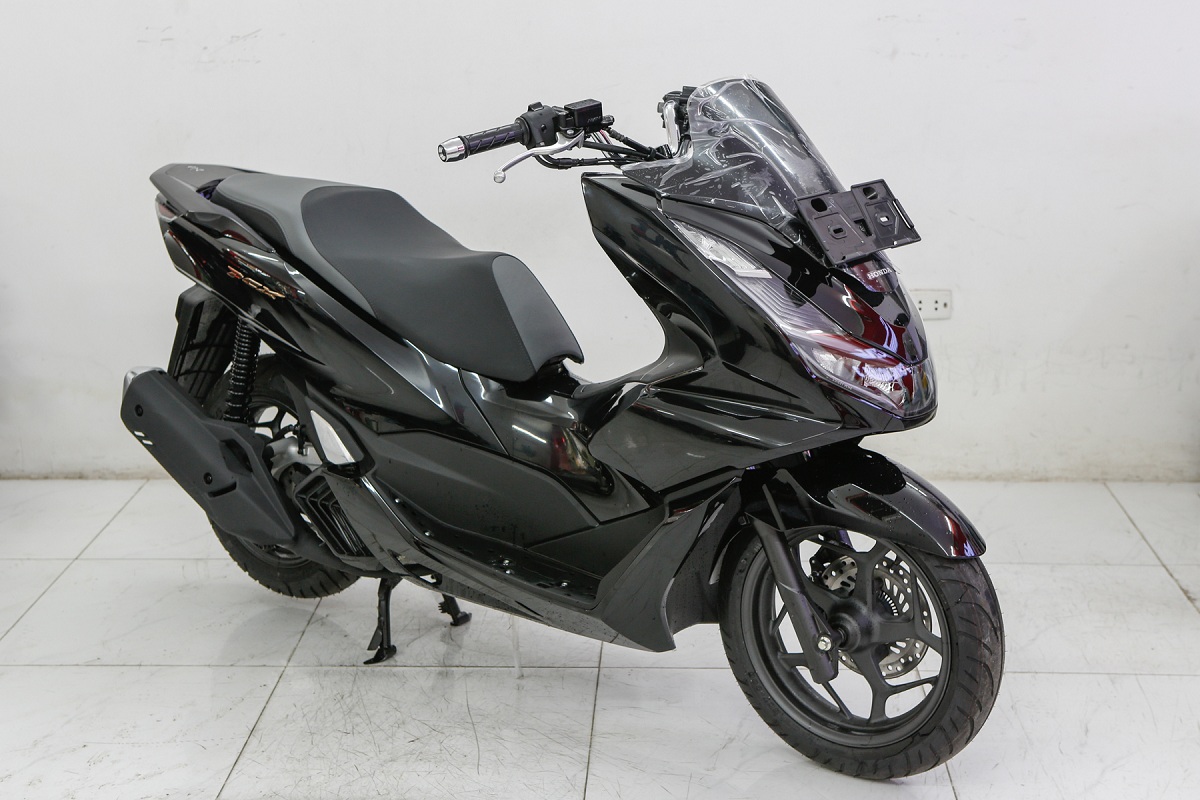 Honda-PCX-160-1