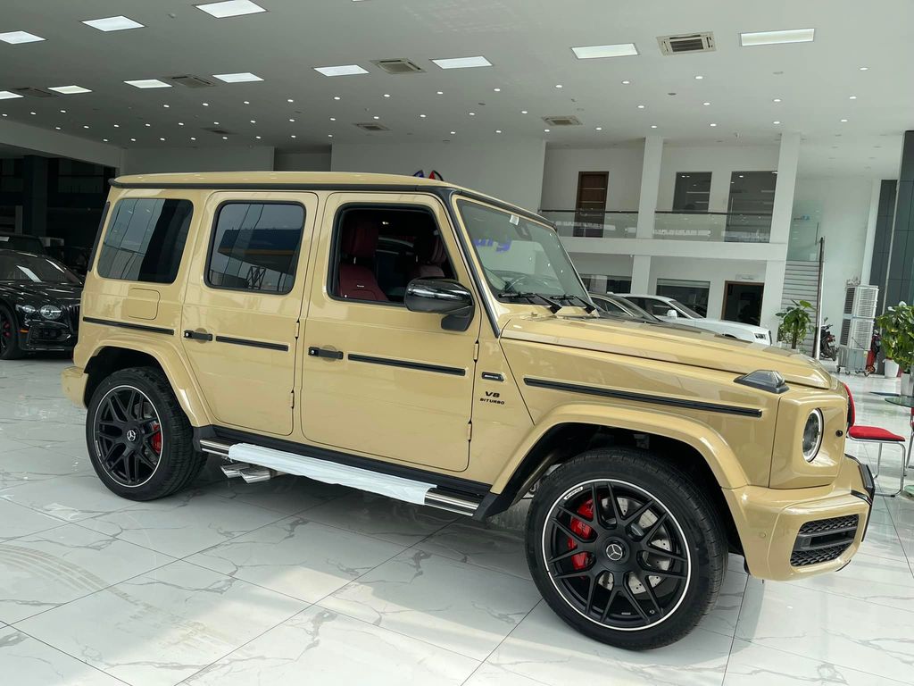 Mercedes-AMG-G63-2