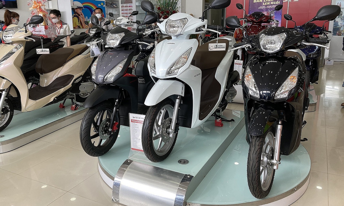 Honda Vision giảm giá “kịch sàn” cuối năm, giá thực tế thấp hơn niêm yết 240631