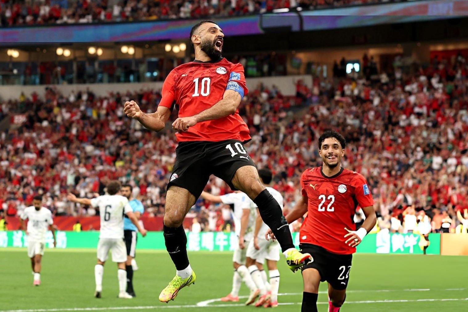 Salah rực sáng, Ai Cập ngược dòng lịch sử tại World Cup