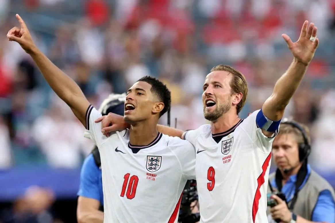 HLV Argentina thốt lên 1 điều về Kane và Bellingham trước thềm bán kết