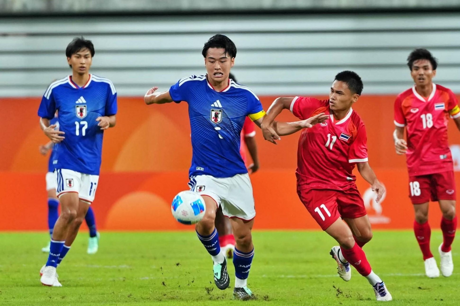 Trực tiếp U23 Nhật Bản 3-0 U23 Thái Lan: Bùng nổ dữ dội