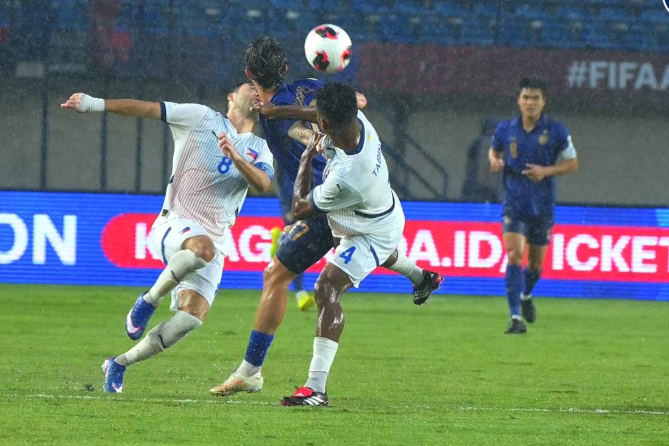 Trực tiếp bóng đá Thái Lan 0-1 Philippines: Bàn thắng sững sờ