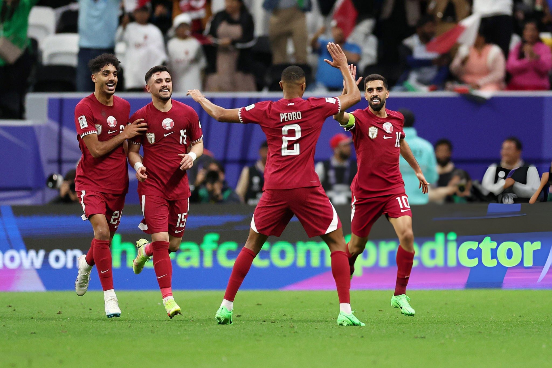 Trực tiếp Qatar 2-1 Palestine: Qatar vượt lên 399639