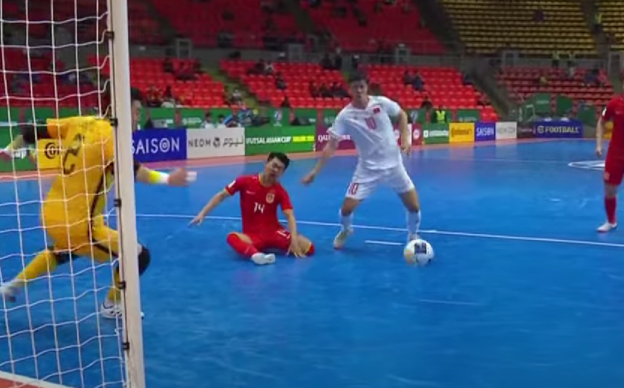 Trực tiếp futsal Việt Nam 1-0 Trung Quốc: Gia Hưng ghi bàn 446901