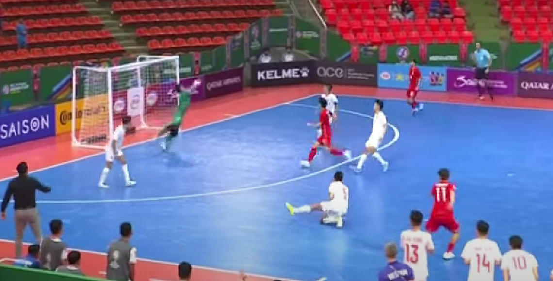 Trực tiếp futsal Việt Nam 1-0 Trung Quốc: ĐT Việt Nam cố gắng phòng thủ 446971