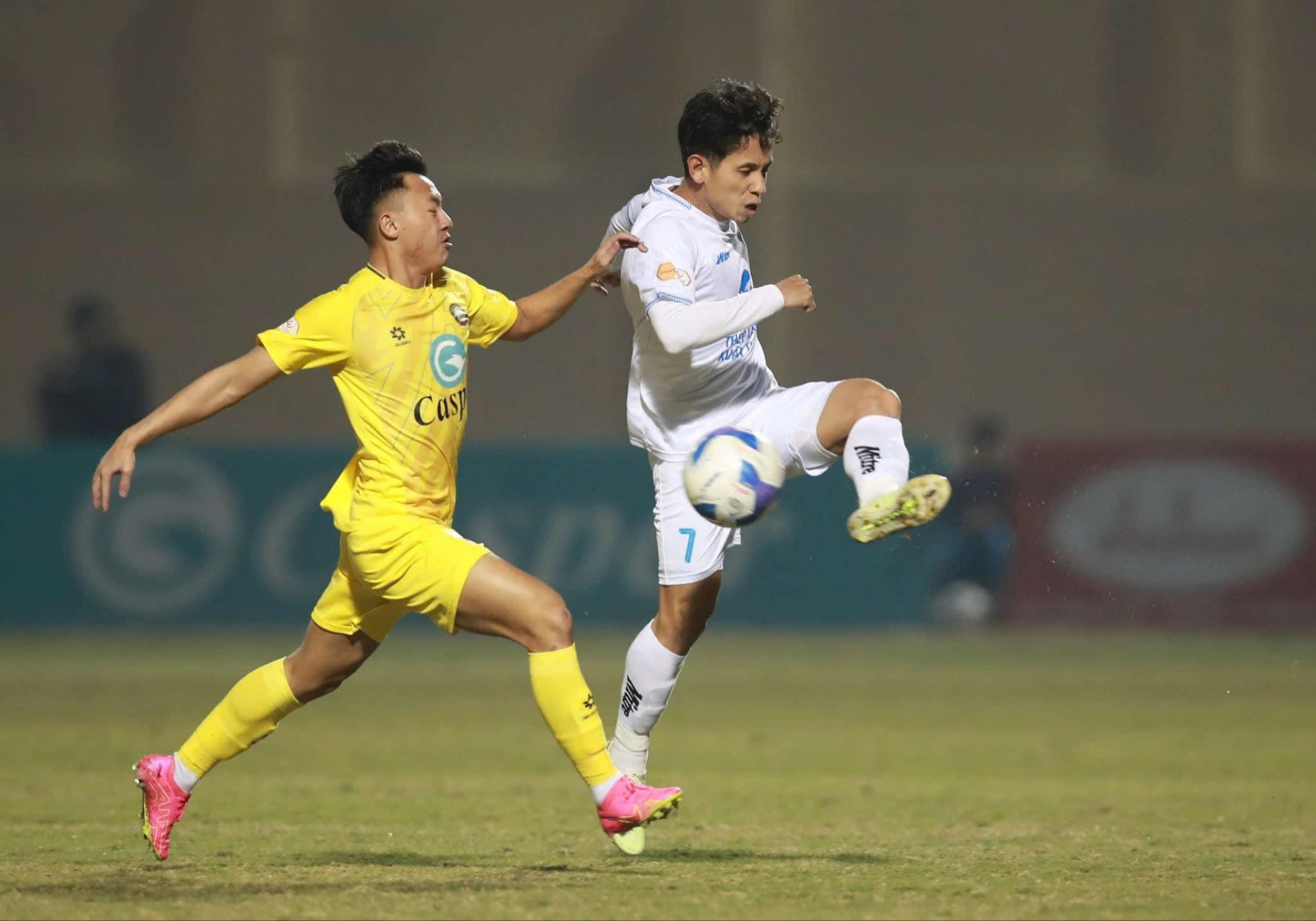 Trực tiếp Thanh Hóa 0-0 Nam Định: Thế trận cân bằng