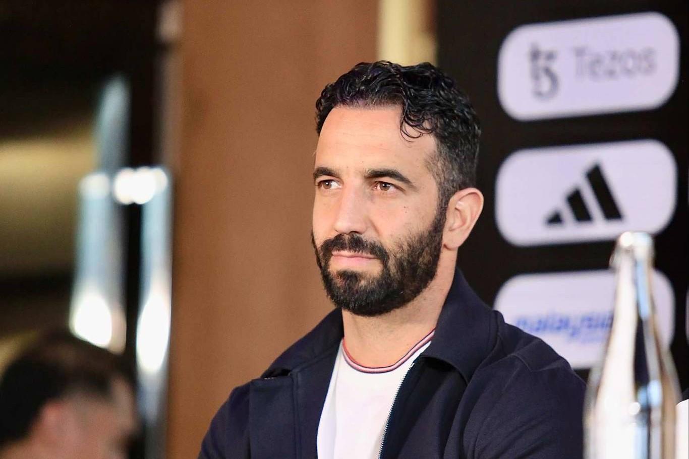 HLV Amorim: 'MU nên đá tốt hơn trước đội ASEAN All-Stars'