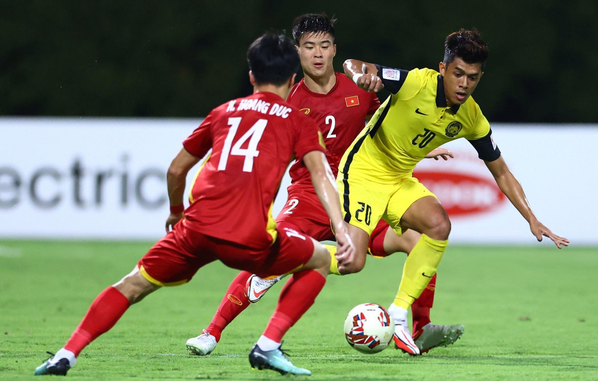 Đội hình mạnh nhất Việt Nam vs Malaysia: Bất ngờ hàng công?