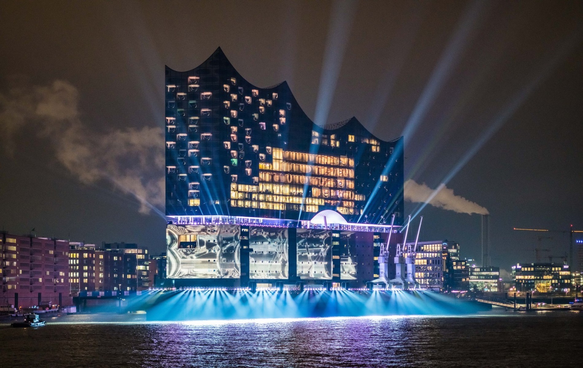 elbphilharmonie-grand-opening-1704709491.jpg