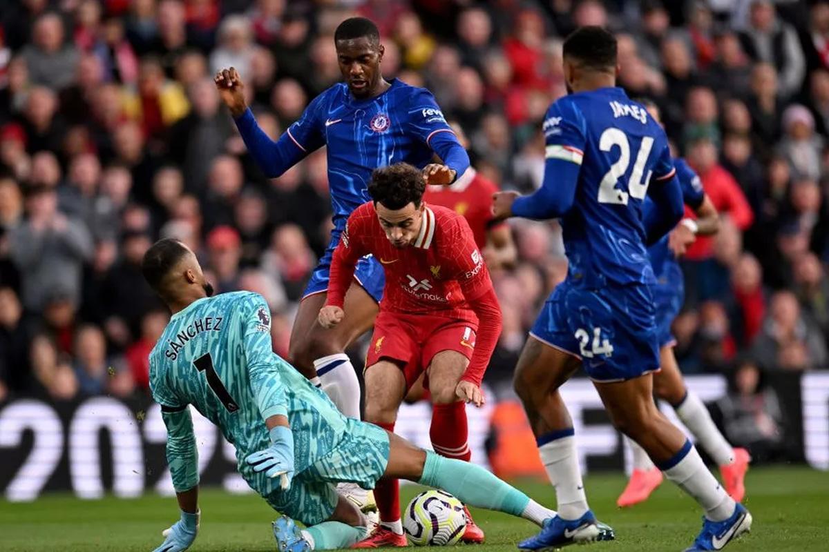 Đã rõ lý do Liverpool bị tước phạt đền trước Chelsea