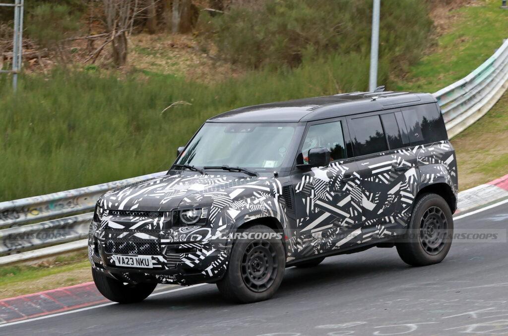 Land Rover ra mắt mẫu Defender mới: Đối thủ nặng ký của Mercedes-AMG G63 443167