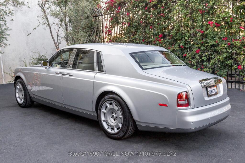 Cẩn trọng trước cạm bẫy 'xe sang giá rẻ' của Rolls-Royce Phantom 2004 465248