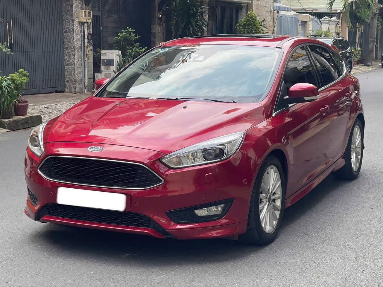 Bất ngờ với mức khấu hao của Ford Focus 2016 sau 8 năm lăn bánh 531251