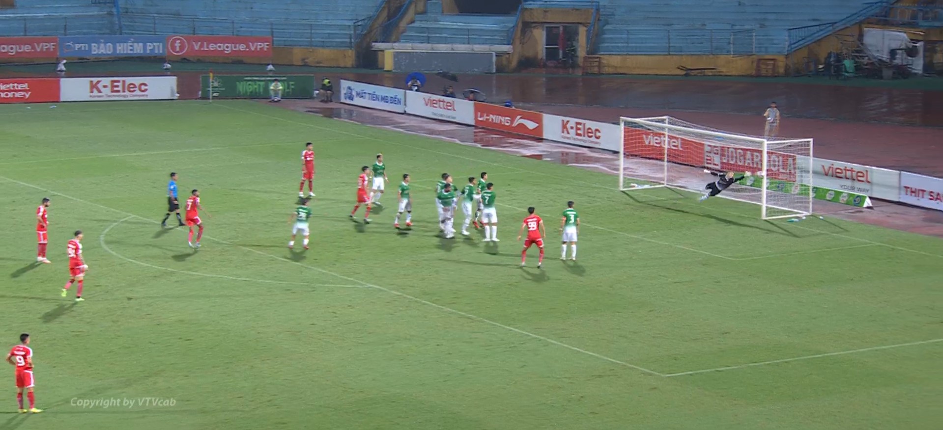 Trực tiếp Viettel 0-0 Bình Định: Nhập cuộc hứng khởi 184154