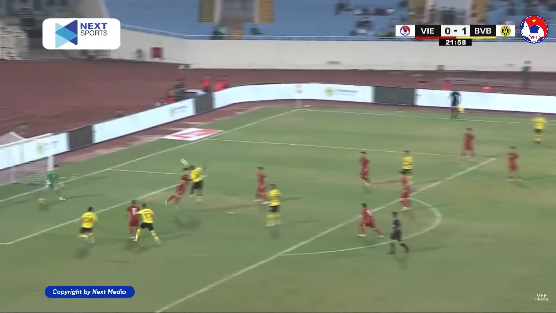 Trực tiếp Việt Nam 0-1 Dortmund: Malen mở tỷ số 225948