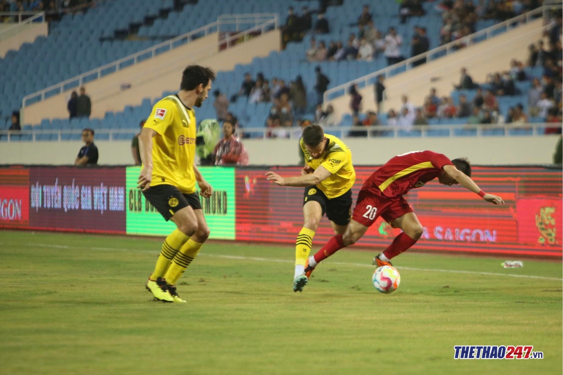 Trực tiếp Việt Nam 1-1 Dortmund: Tiến Linh lên tiếng 225988