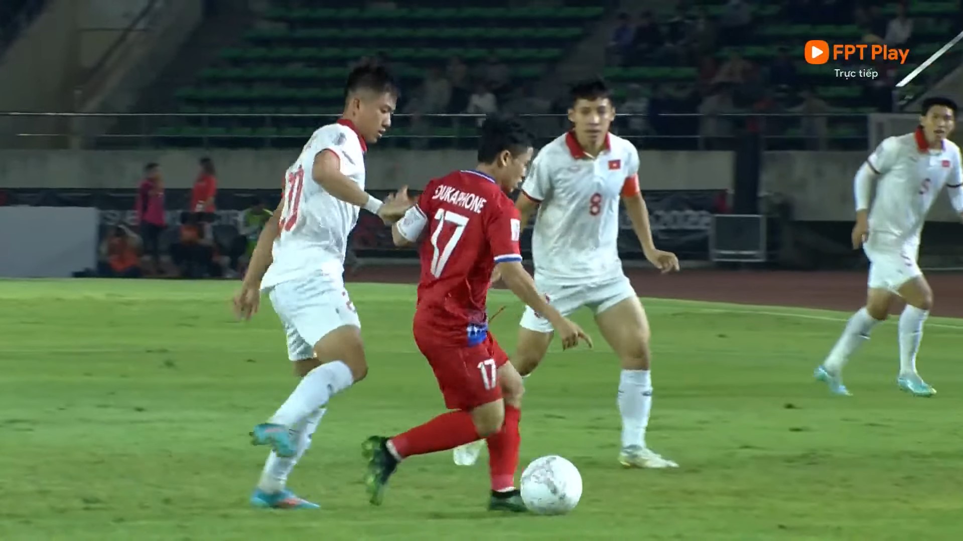 Trực tiếp Việt Nam 0-0 Lào: Nhập cuộc hứng khởi 234617