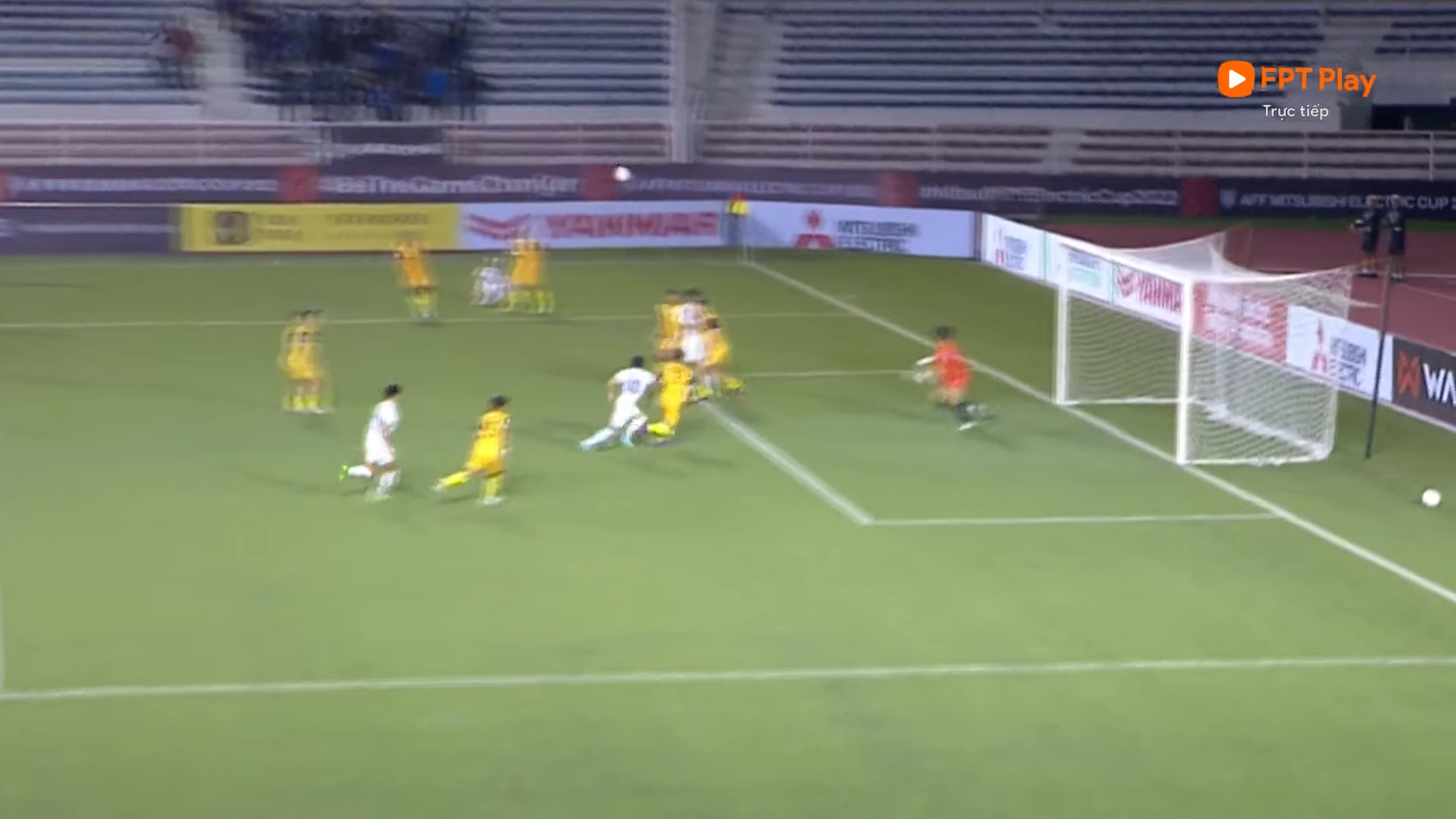 Trực tiếp Philippines 0-0 Brunei: Nhập cuộc hứng khởi 235369