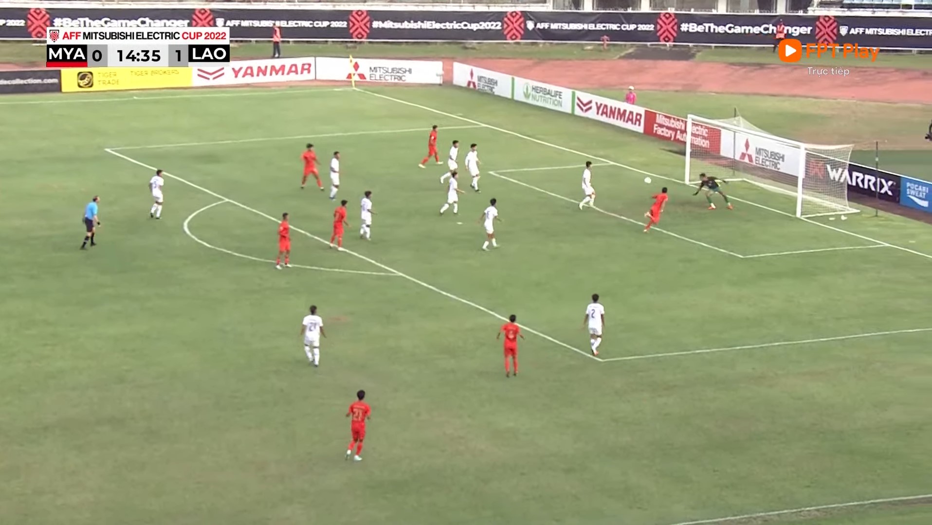 Trực tiếp Myanmar 0-1 Lào: 'Messi Lào' tỏa sáng 237923