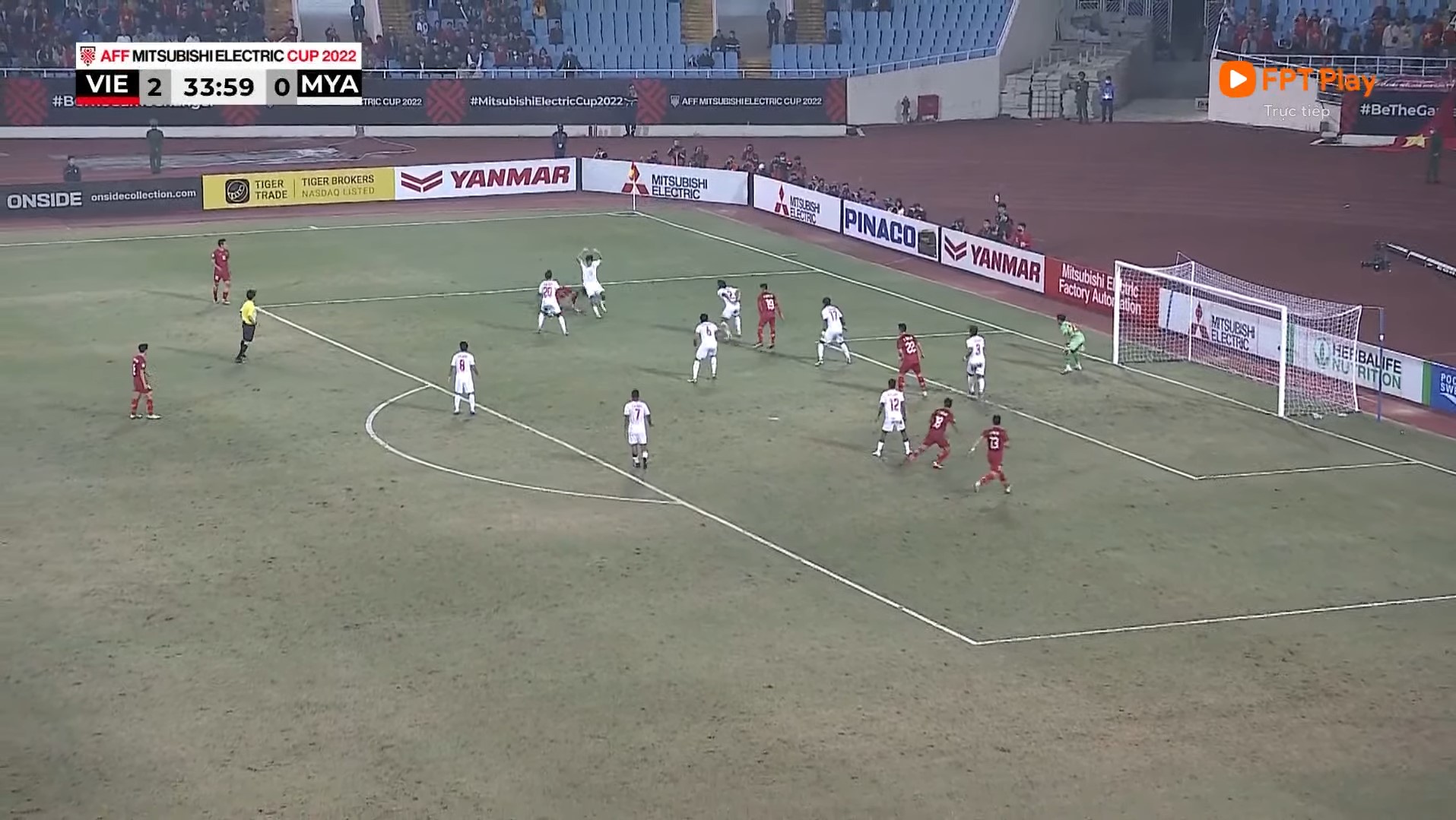 Trực tiếp Việt Nam 2-0 Myanmar: Hoàn toàn vượt trội 238906