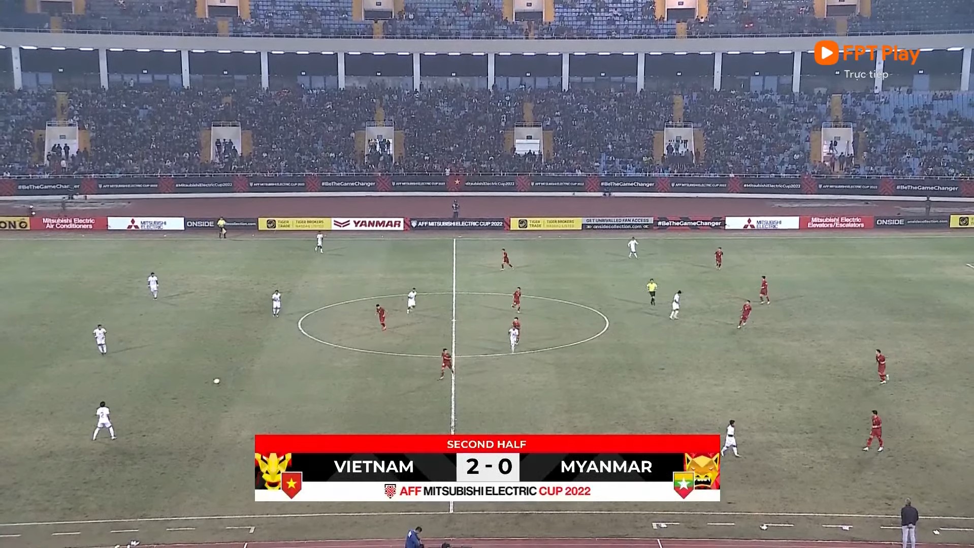 Trực tiếp Việt Nam 2-0 Myanmar: Hoàn toàn vượt trội 238916