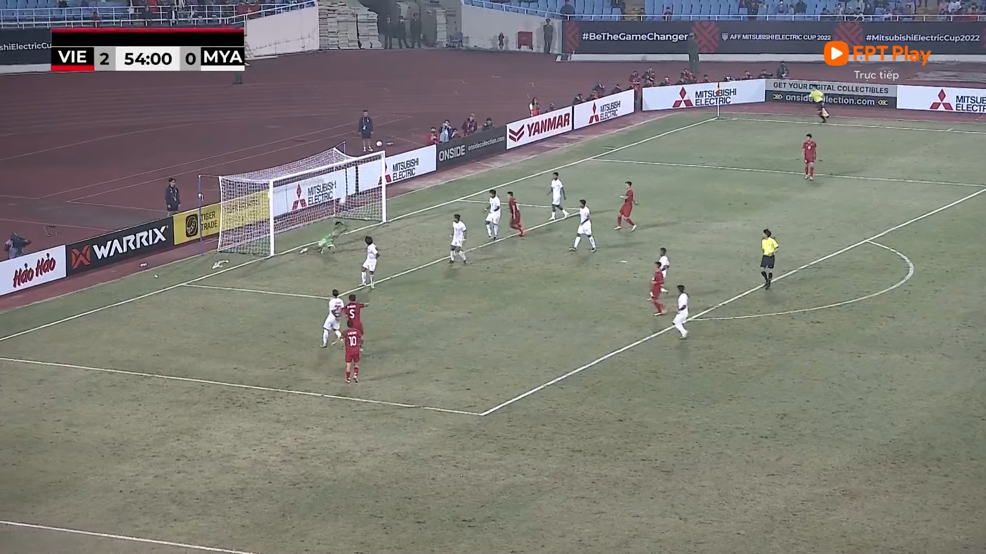 Trực tiếp Việt Nam 2-0 Myanmar: Hoàn toàn vượt trội 238924